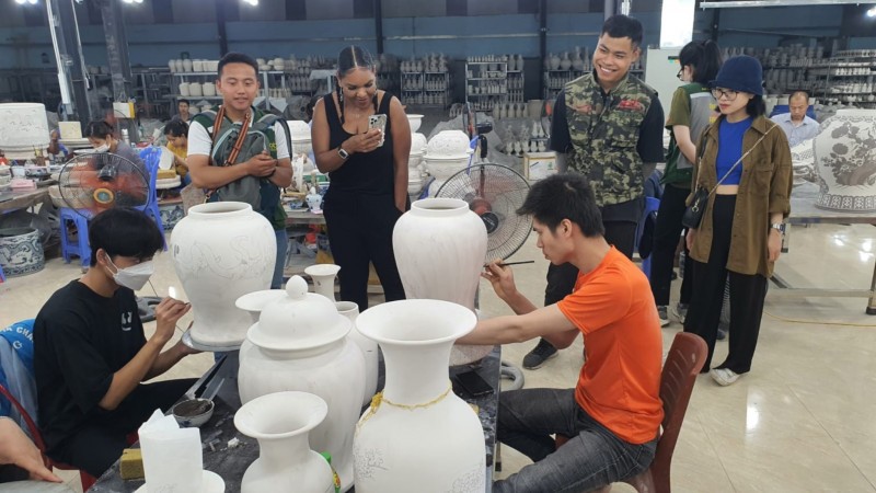 Bat Trang by Jeep: Countryside & Pottery Adventure Half Day — 6