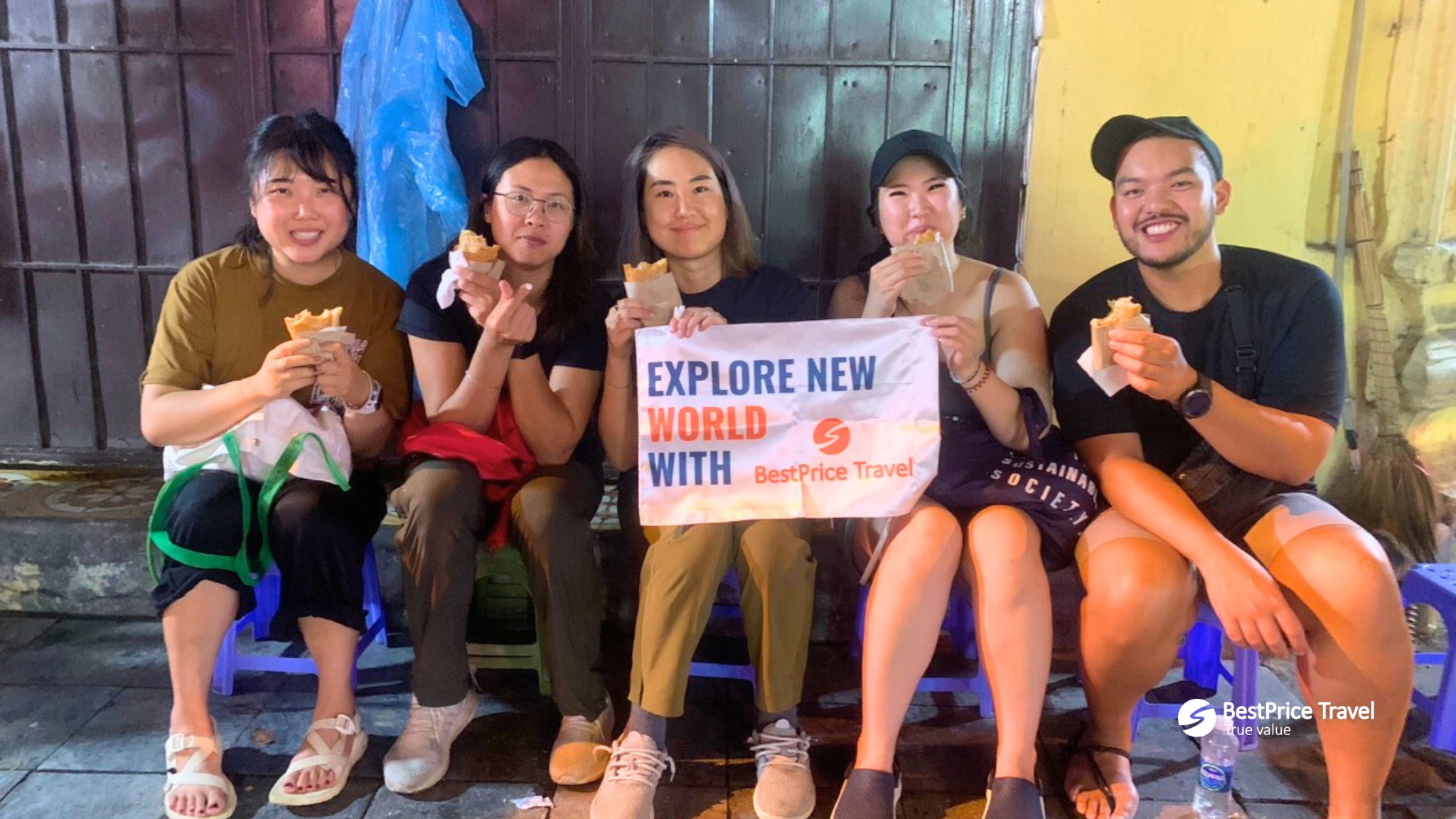 Hanoi Street Food Walking Tour